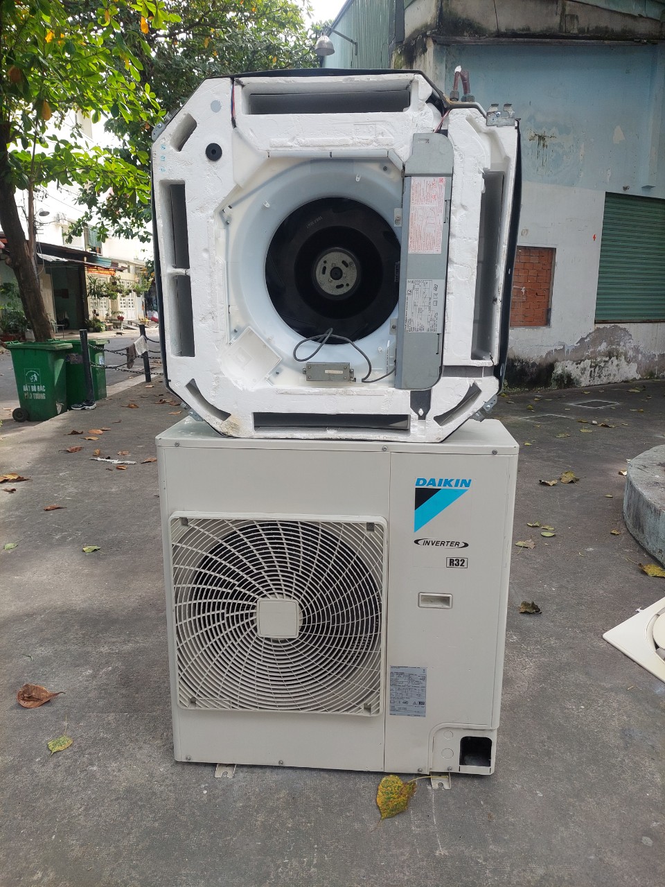 Thanh lý - bán máy lạnh cũ ở Đồng Nai là một đơn vị chuyên về dịch vụ thu mua máy lạnh cũ tại Đồng Nai.